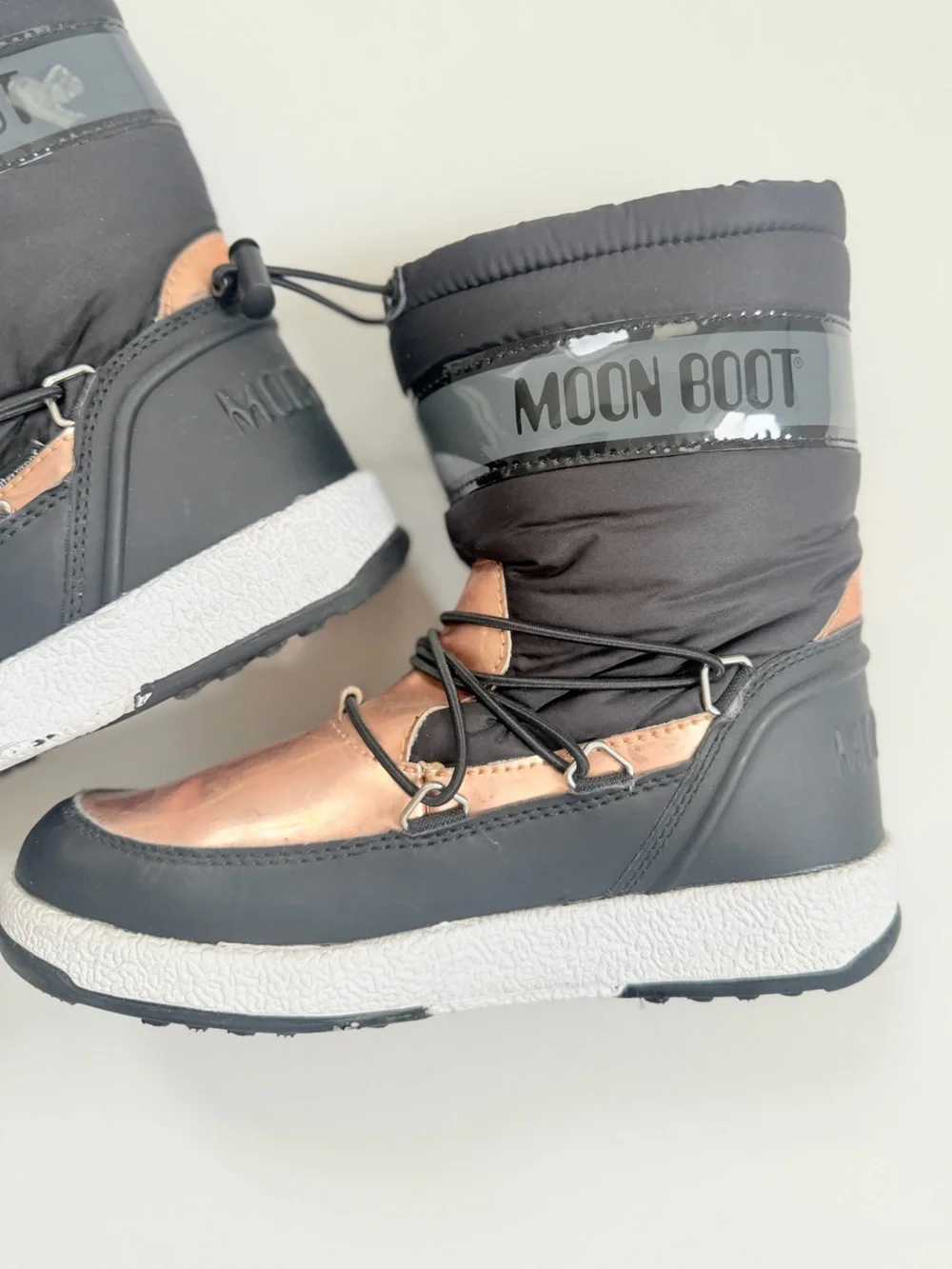 Moon Boot Black and Rose Gold Metallic Winter Boots Kids Size 2.5